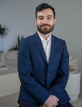 Jonathan Phillips Buyer's Agent Oakville is a Licensed Realtor&reg;